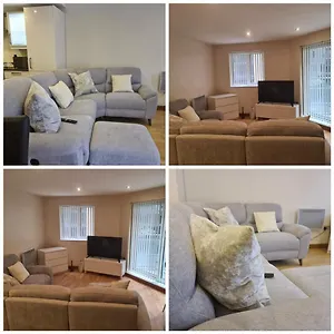 Red Naxela Canary Wharf Apartment